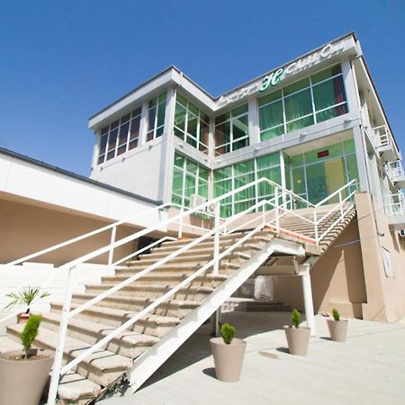 Chill Out Hotel Tskaltubo ภายนอก รูปภาพ