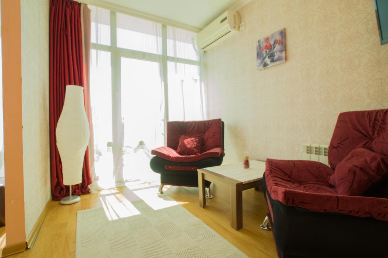 Chill Out Hotel Tskaltubo ภายนอก รูปภาพ