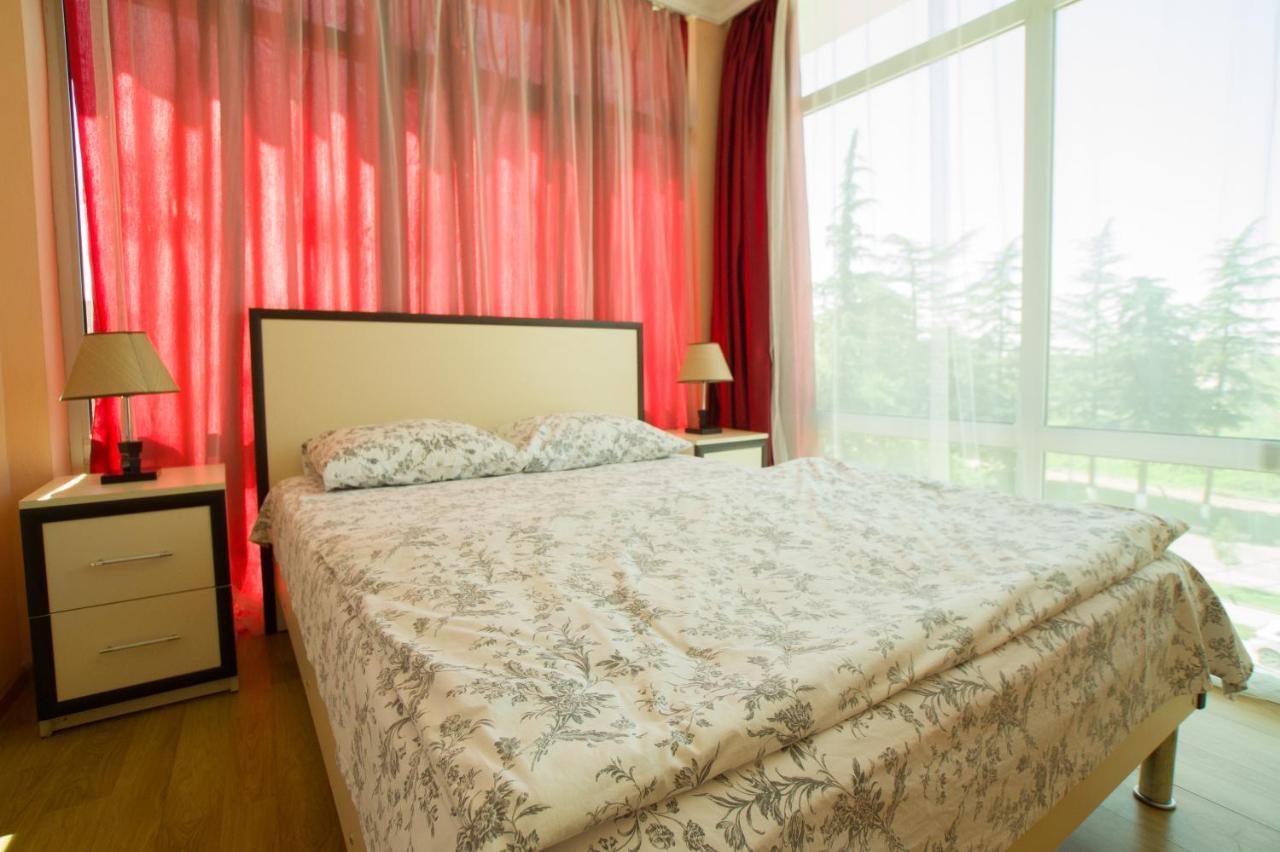 Chill Out Hotel Tskaltubo ภายนอก รูปภาพ